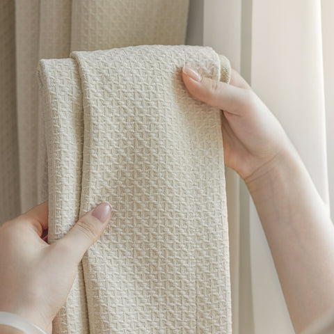Moderner Chenille-Vorhang mit Ecru-Muster