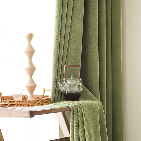 Verdunkelungsvorhang aus grünem Samt