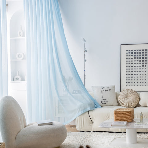 Buntes, transparentes Trend-Wohnzimmer
