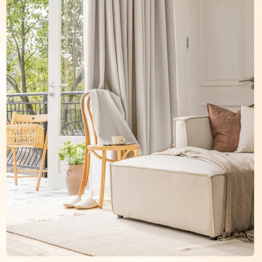 Cremefarbener Vorhang im Bohème-Stil