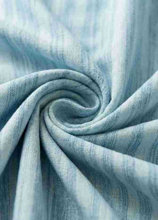 Himmelblauer Farbvorhang