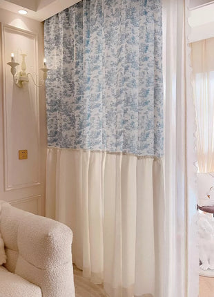 Marineblauer Barock-Samtvorhang mit goldenen Mustern