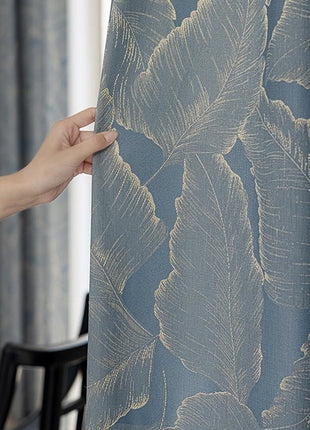 Blauer Vorhang mit goldenem Holzmuster für Wohnzimmer