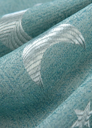 Cyan-Vorhang mit silbernen Mustern