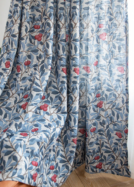 Blauer, weißer und roter Vorhang