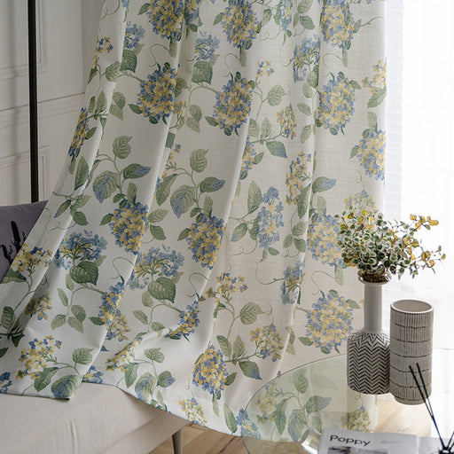 Provenzalischer weißer Vorhang