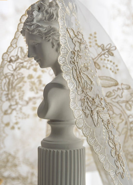 Bestickter weißer Voile-Vorhang